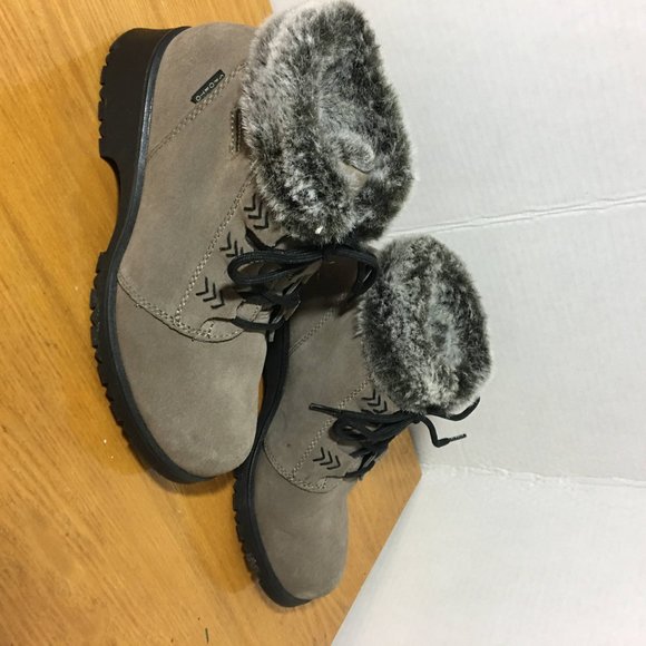 SPORTO womens insulated booties size 7M - Picture 2 of 7